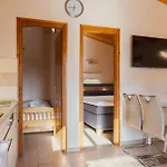 Apartament Hullam Nyaralo