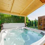 Hullam Nyaralo Apartament *