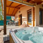 Apartament Hullam Nyaralo Balatonmáriafürdő