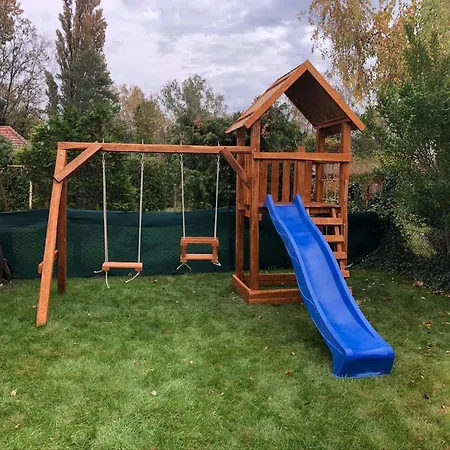 Hullam Nyaralo * Balatonmáriafürdő