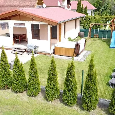 Apartment Hullam Nyaralo