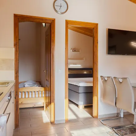 Apartment Hullam Nyaralo
