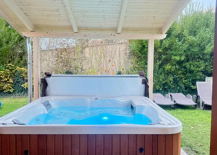 Hullam Nyaralo * Balatonmáriafürdő