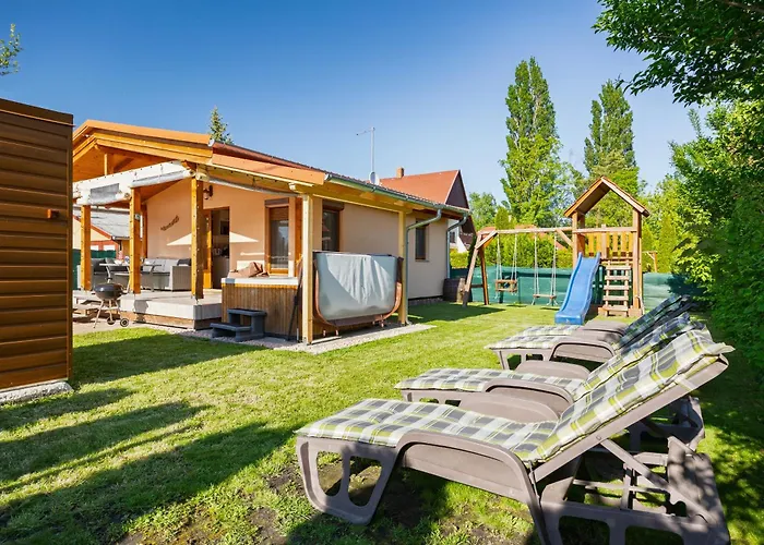 Appartement Hullam Nyaralo Balatonmáriafürdő