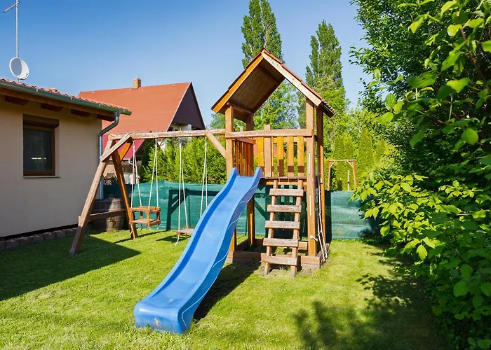 Hullam Nyaralo * Balatonmáriafürdő