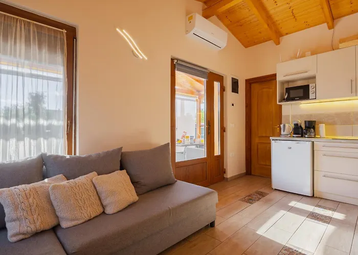 Hullam Nyaralo Appartement *